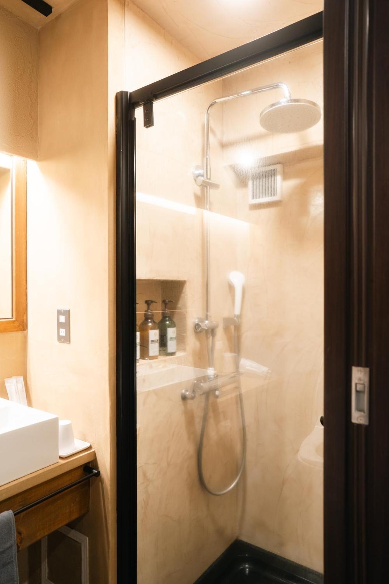 Lake View Double Room Private Bathroom