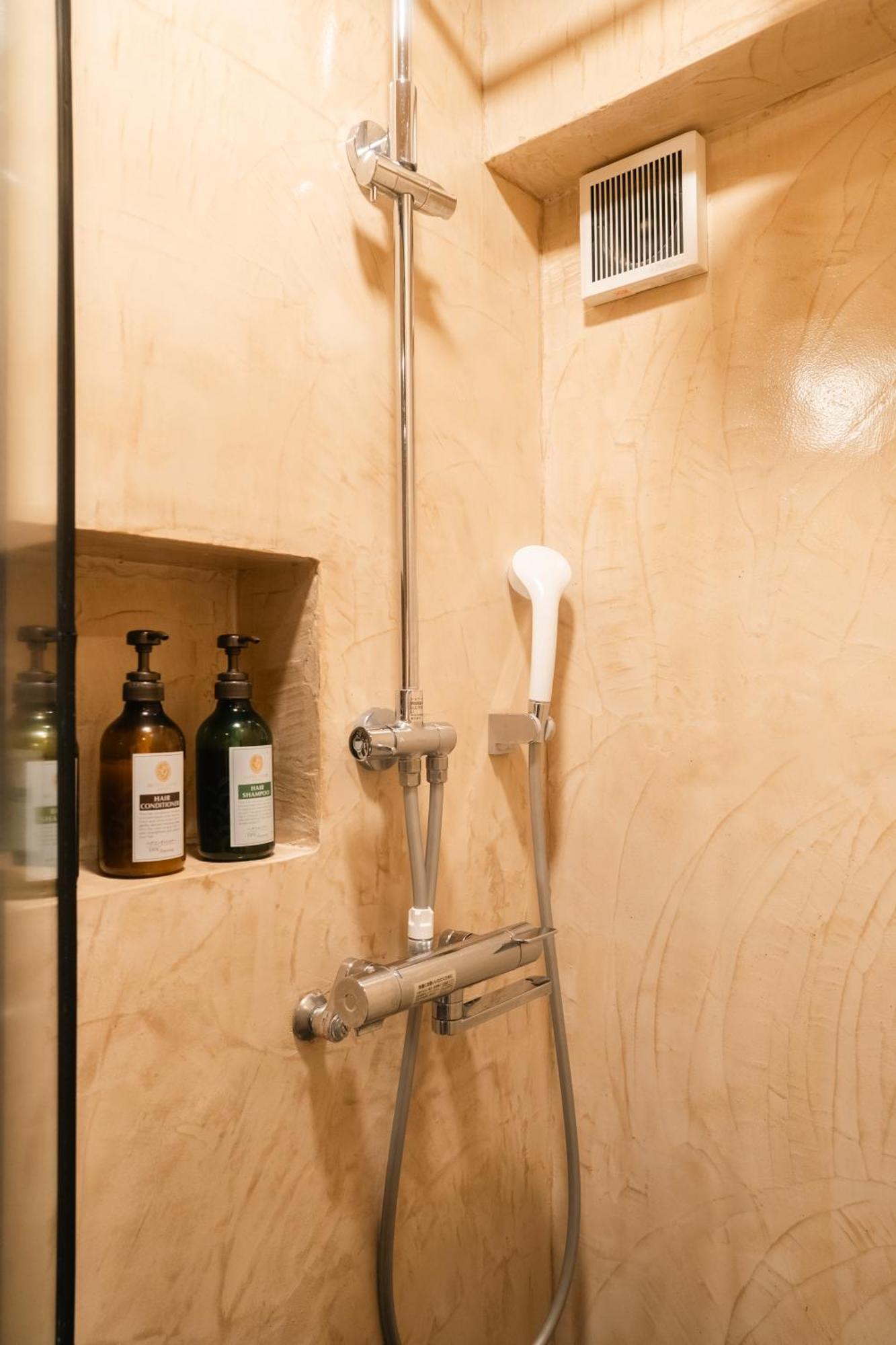Lake View Double Room Private Bathroom